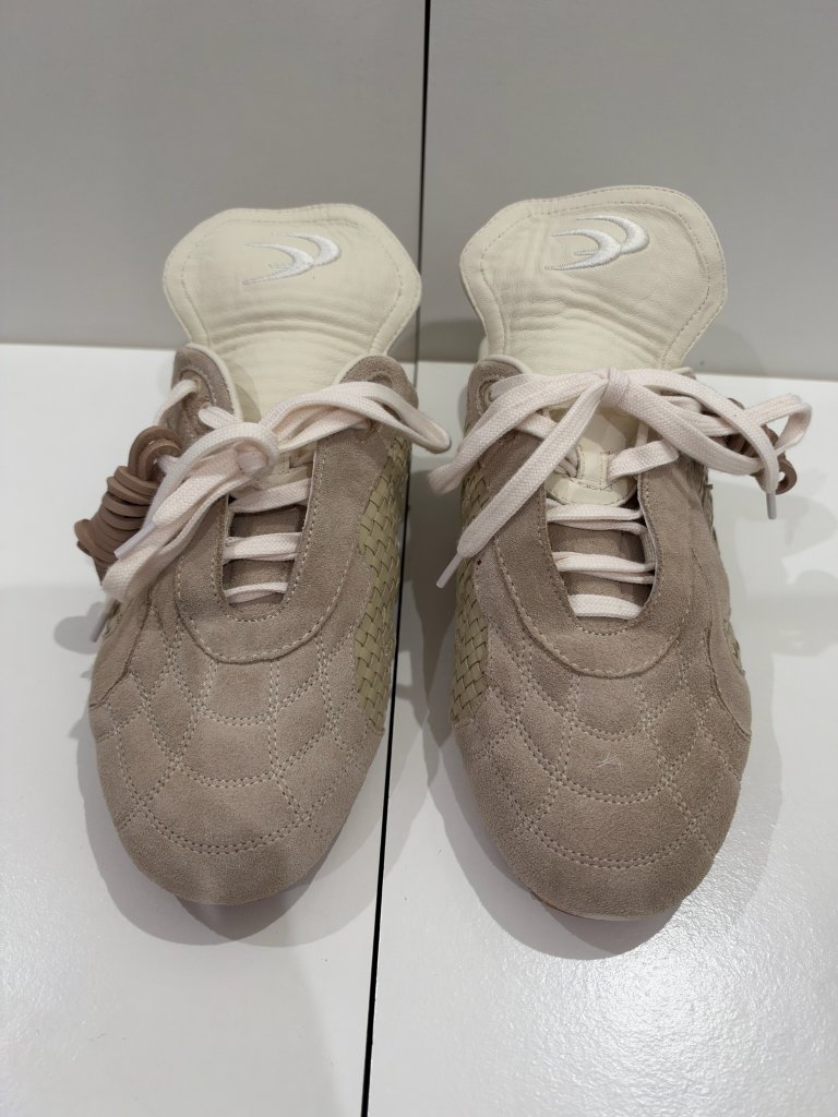 Scuffers Iconic Mule Ecru Sneaker Sz 12 — image 7 of 8